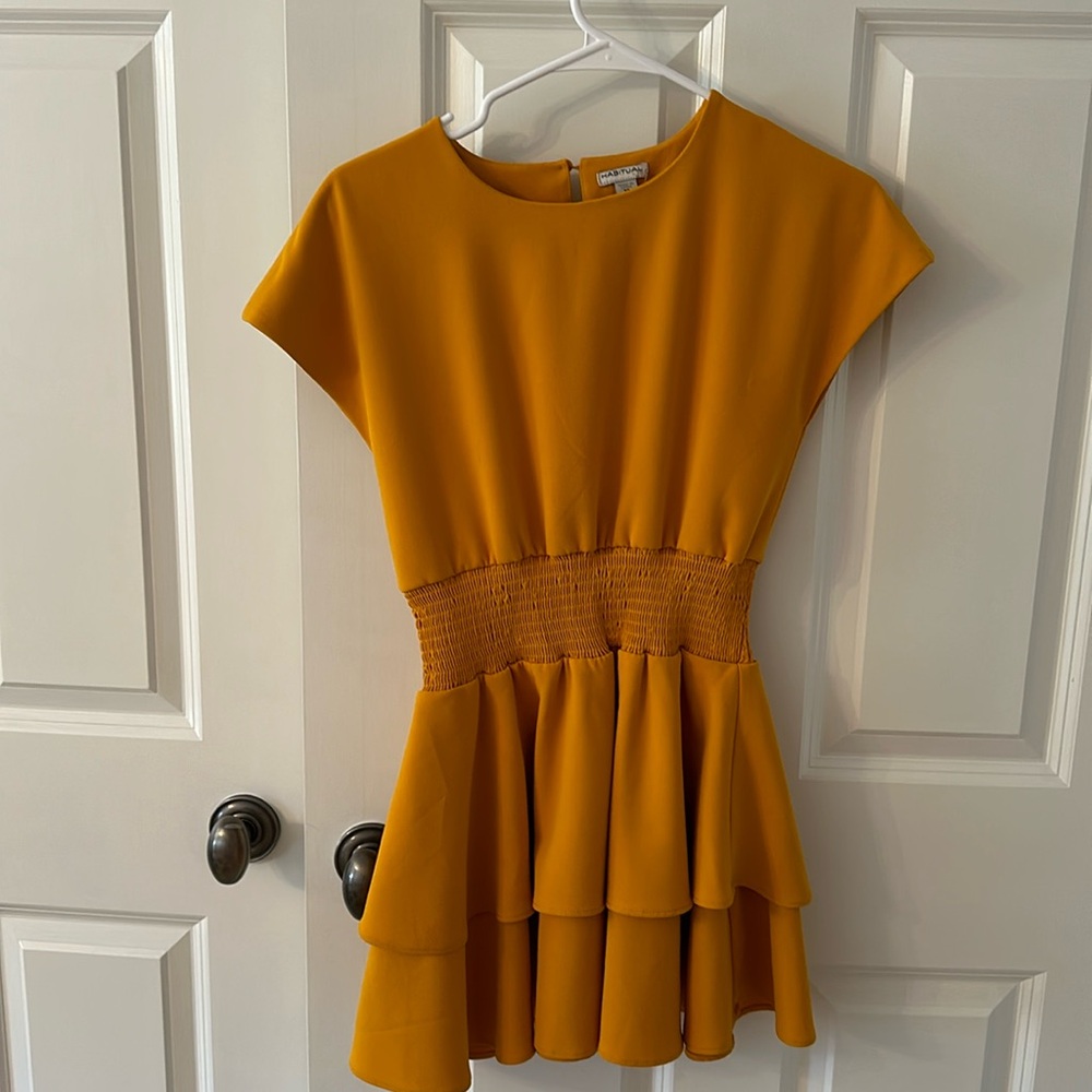 Girls dress size 10. Habitual